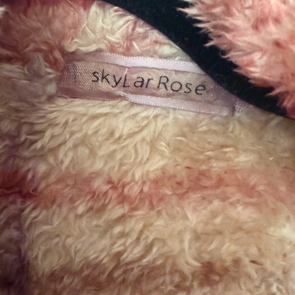 Cozy Plaid Teddy Jacket in Red and Tan - Picture 6 of 6